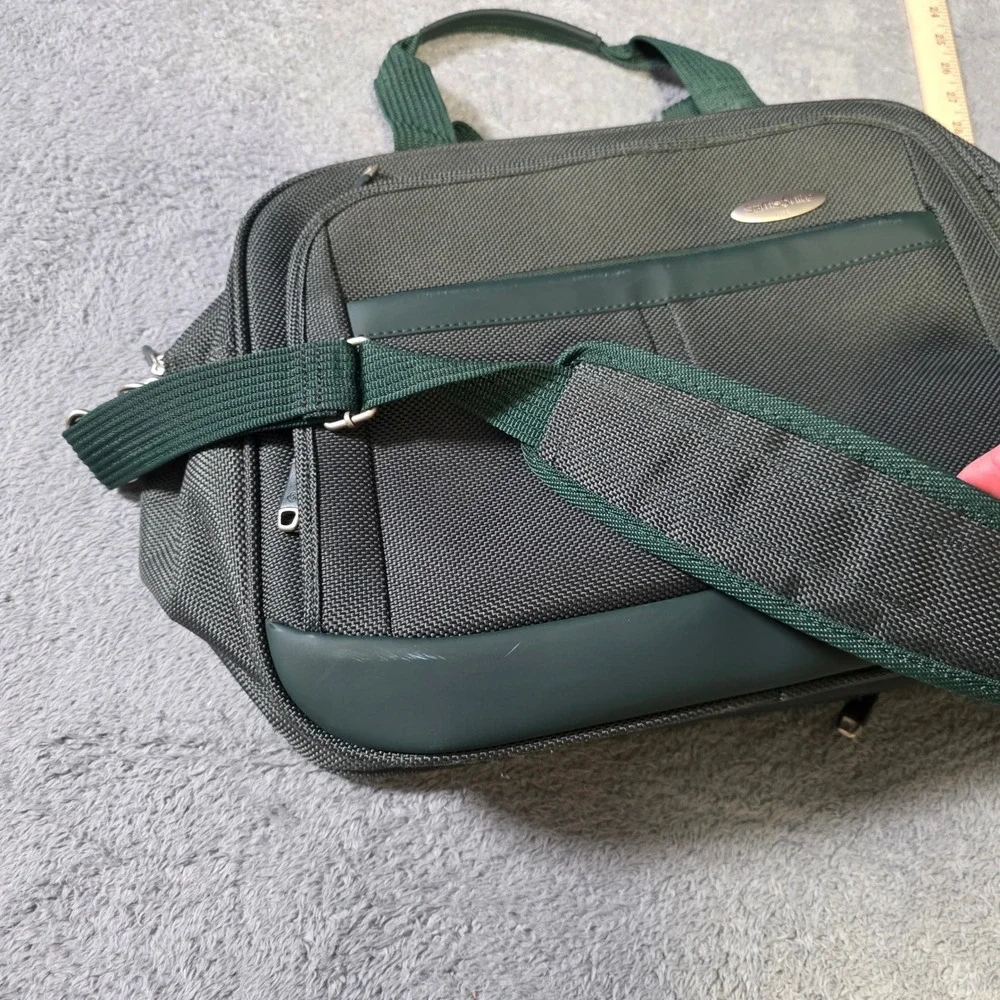 Samsonite briefcase messenger